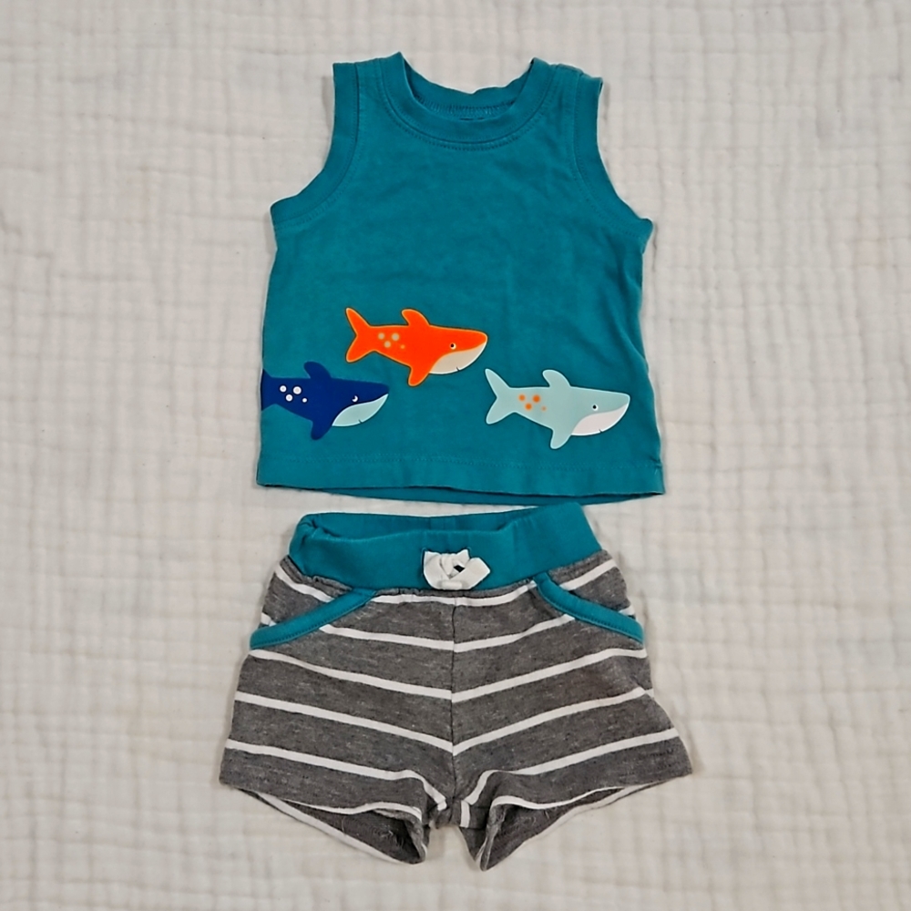 CARTERS NB OUTFIT